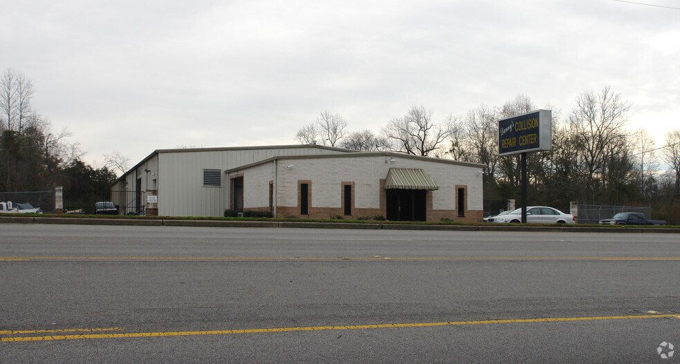 1360 Whittaker Pky, Orangeburg, SC for sale - Building Photo - Image 2 of 4
