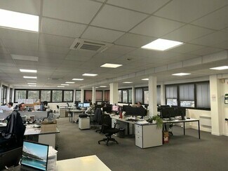 More details for 28 Rue Des Granges Galand, Saint-Avertin - Office for Lease