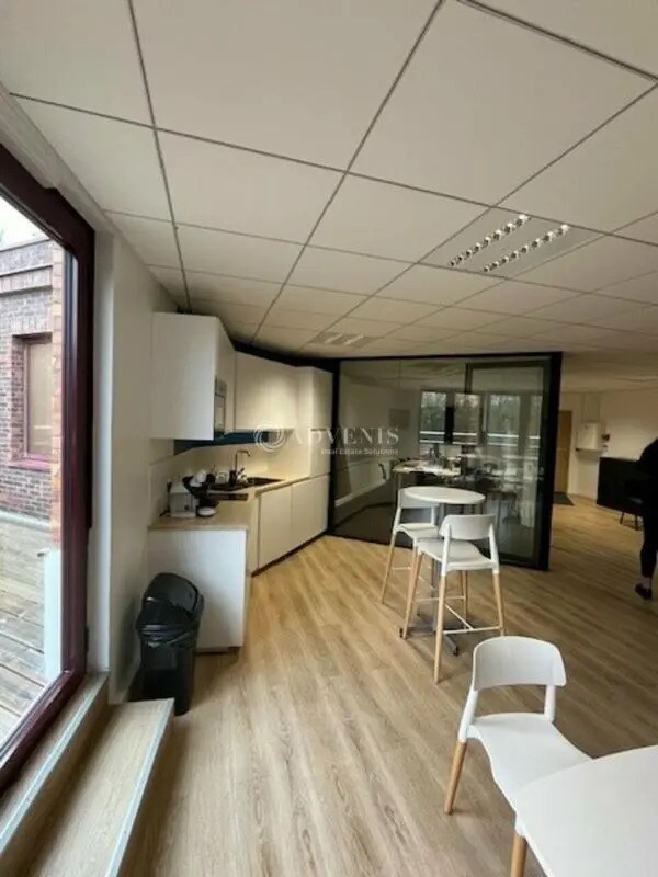 Office in Saint-Germain-en-Laye for lease Interior Photo- Image 1 of 34