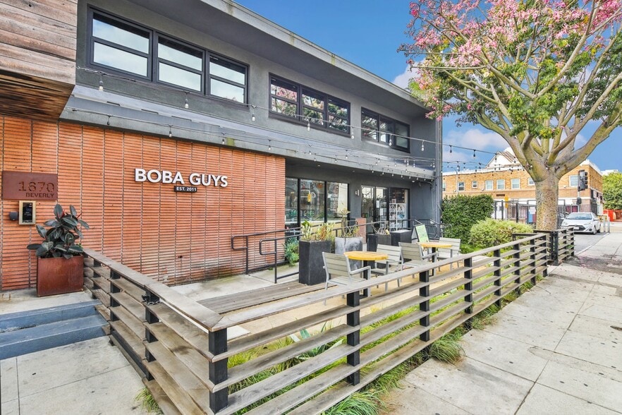 1670 Beverly Blvd, Los Angeles, CA for lease - Building Photo - Image 2 of 4