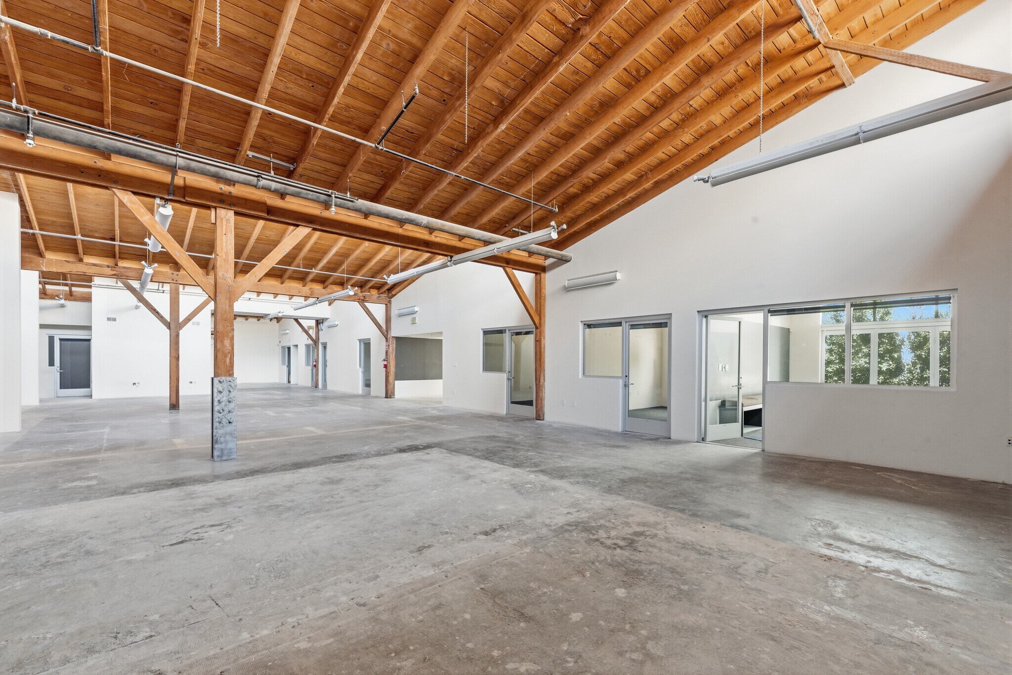 3532 Hayden Ave, Culver City, CA à louer Photo intérieure- Image 1 de 2