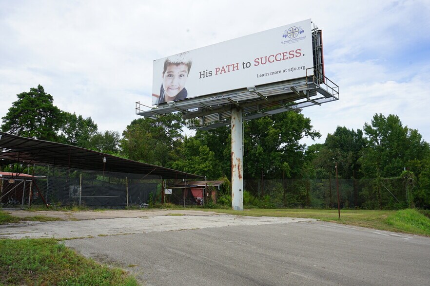 20 Flys St, Shepherd, TX à vendre - Photo du bâtiment - Image 3 de 27