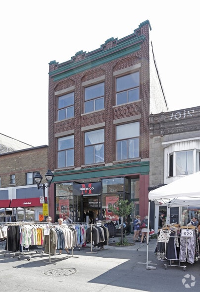 1214 Av du Mont-Royal E, Montréal, QC for sale - Primary Photo - Image 1 of 2