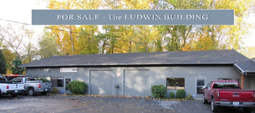 221 10th St S, Kirkland, WA à vendre - Photo principale - Image 1 de 4