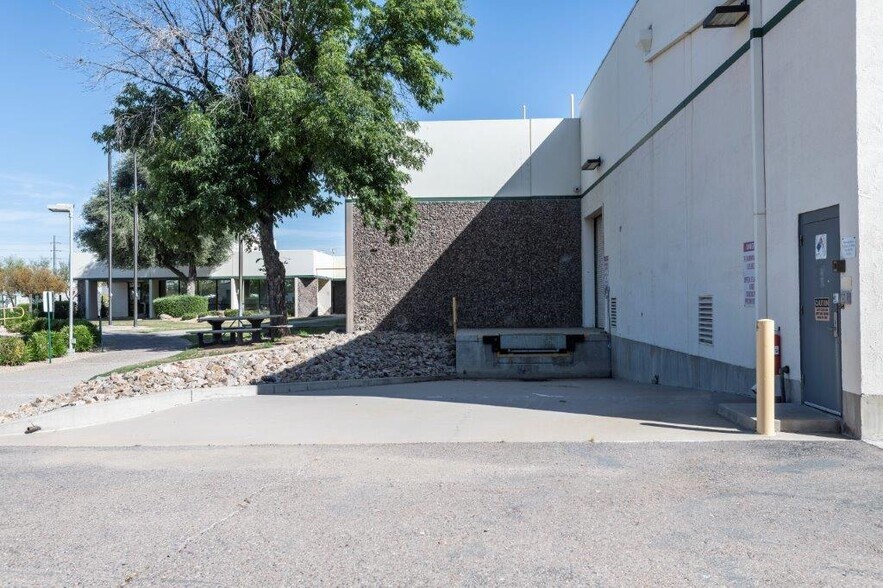 165 S Price Rd, Chandler, AZ à louer - Photo du bâtiment - Image 3 de 8