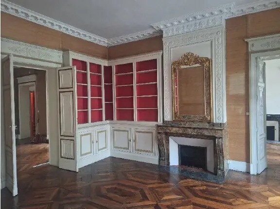 Office in Toulouse for lease Building Photo- Image 1 of 3