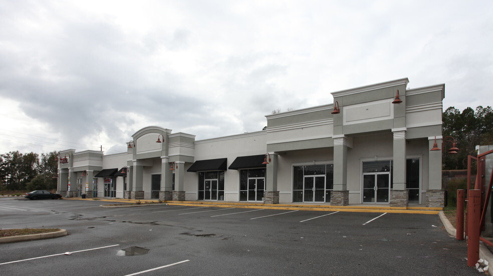 12205 W Beaver St, Jacksonville, FL for lease - Building Photo - Image 2 of 6