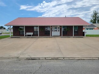 Plus de détails pour 300 S Main St, Eufaula, OK - Bureau à vendre