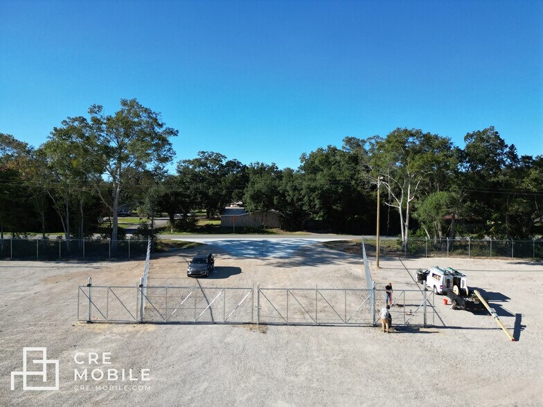 5943 Old Pascagoula Rd, Mobile, AL à louer - Photo du bâtiment - Image 3 de 7