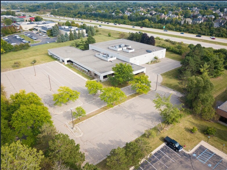 47799 Halyard Dr, Plymouth, MI for lease - Aerial - Image 2 of 11