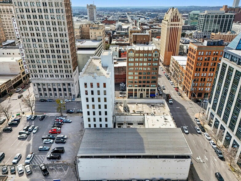 215 N Richard Arrington Jr Blvd, Birmingham, AL à louer - Photo du bâtiment - Image 2 de 13