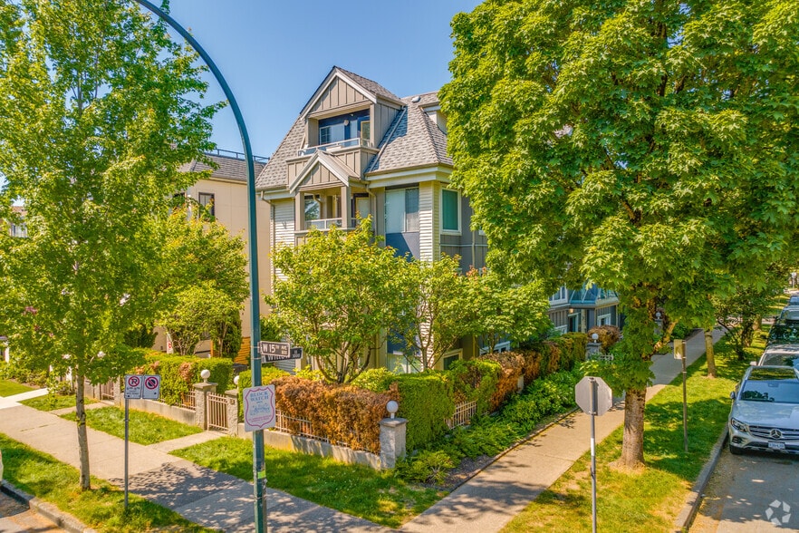 3075 Willow St, Vancouver, BC à vendre - Photo principale - Image 1 de 1