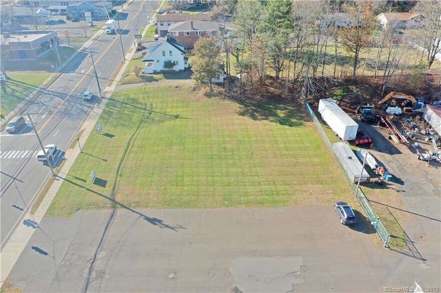 1268-1280 E Main St, Meriden, CT for lease - Building Photo - Image 2 of 14