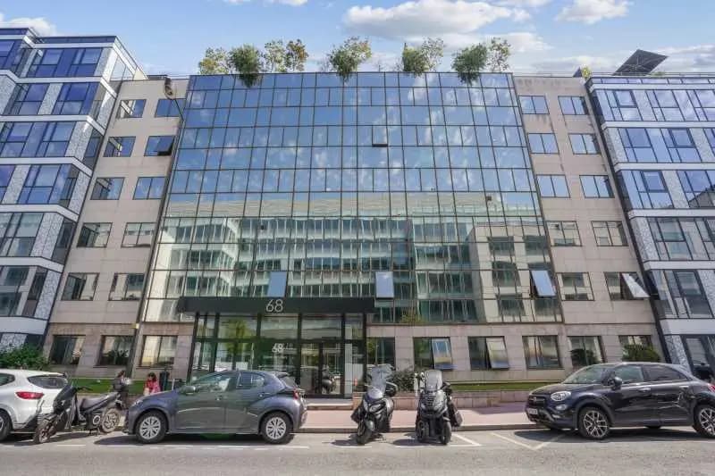 Office in Levallois-Perret for lease Building Photo- Image 1 of 10