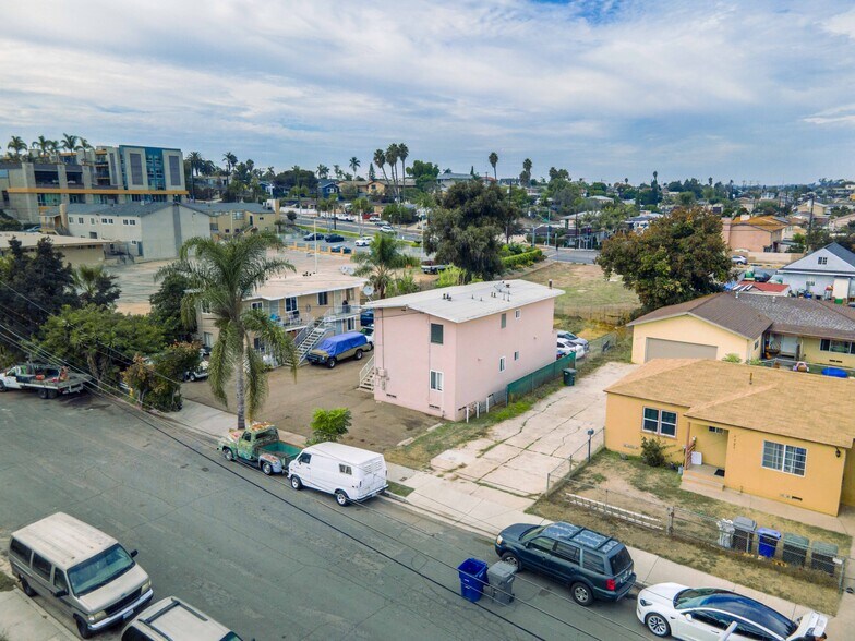 1313 E 9th St, National City, CA à vendre - Photo du bâtiment - Image 3 de 14