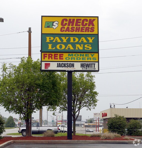 444 E Sumner Ave, Indianapolis, IN for lease - Building Photo - Image 2 of 5