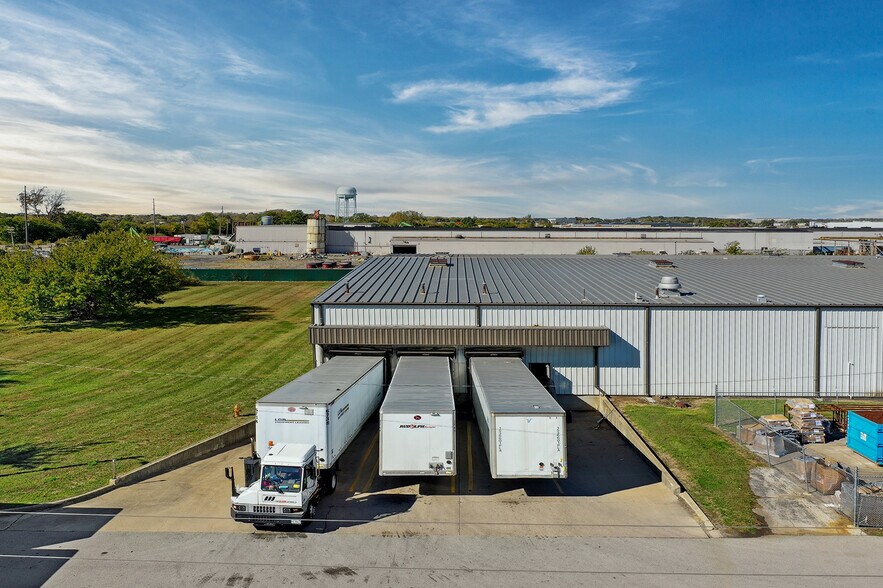 266 Eastgate Dr, Danville, IL à vendre - Photo du bâtiment - Image 2 de 12