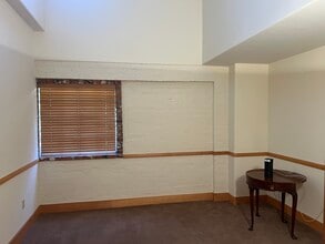 1554 S Sepulveda Blvd, Los Angeles, CA for lease Interior Photo- Image 1 of 5