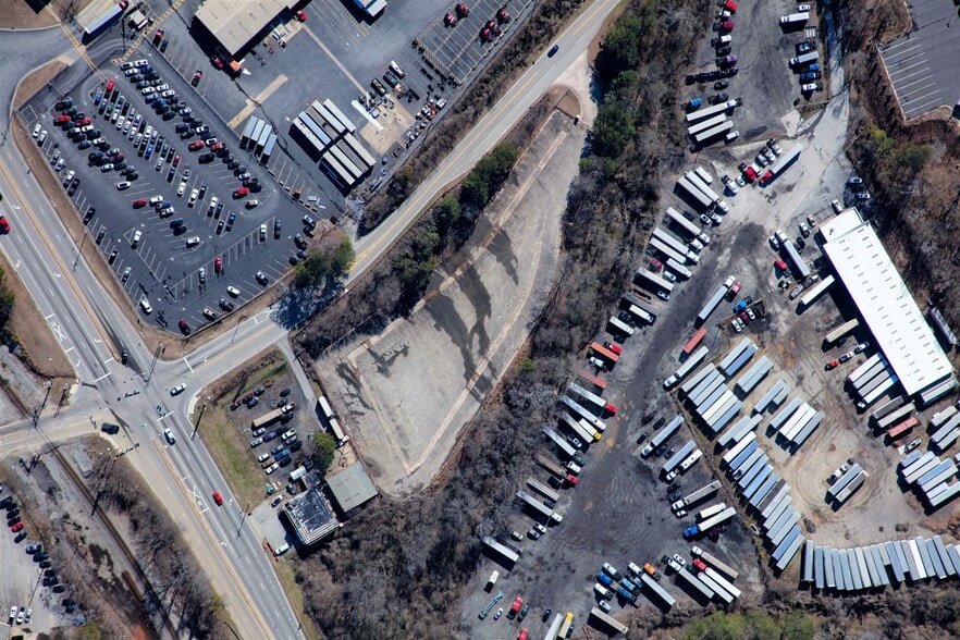 1890 Rock Cut Rd, Conley, GA for lease - Primary Photo - Image 2 of 3