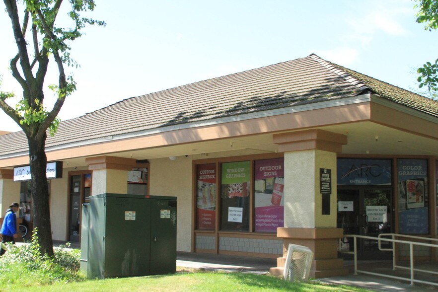 1801 H St, Modesto, CA à louer - Photo du bâtiment - Image 3 de 4
