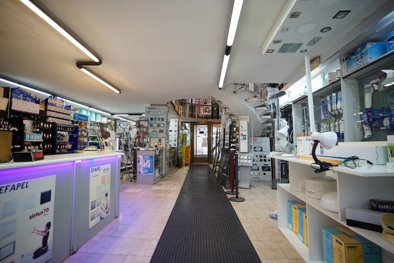 Valladolid, VLL 47004 - Unit IZ -  - Interior Photo - Image 1 of 22