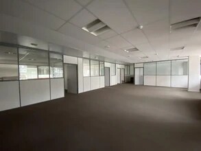 Office in Ivry-sur-Seine for lease Interior Photo- Image 2 of 10