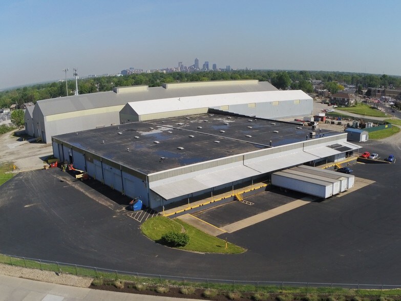 3000 S Shelby St, Indianapolis, IN à louer - Photo du bâtiment - Image 1 de 14