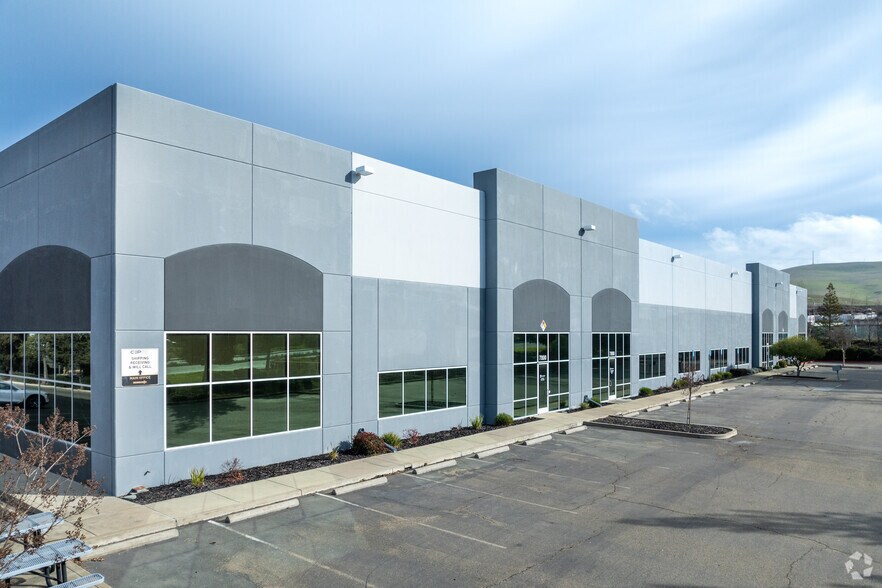 7800-7848 Las Positas Rd, Livermore, CA à vendre - Photo du bâtiment - Image 1 de 1