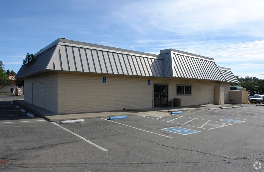 5301 Hazel Ave, Fair Oaks, CA for sale - Primary Photo - Image 1 of 2