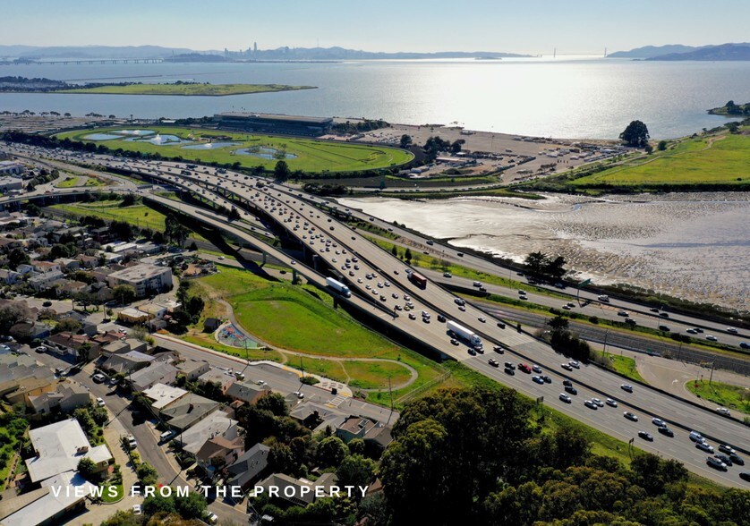 Pierce St, Albany, CA à vendre - Photo du bâtiment - Image 2 de 5