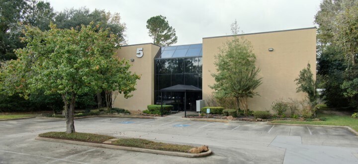 5 Grogan's Park, The Woodlands, TX à louer - Photo du bâtiment - Image 1 de 4