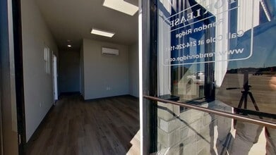 6815 Rendon Bloodworth Rd, Fort Worth, TX for lease Interior Photo- Image 2 of 5