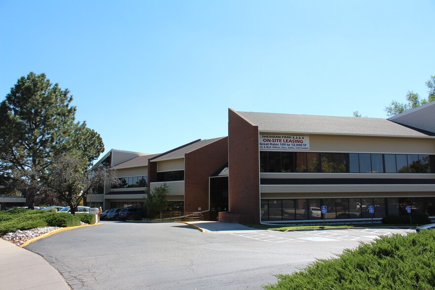 8671 Wolff Ct, Westminster, CO à louer - Photo du bâtiment - Image 2 de 21