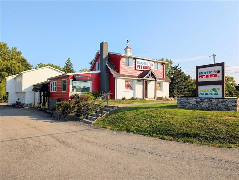 2138 Empire Blvd, Webster, NY for sale - Building Photo - Image 1 of 15