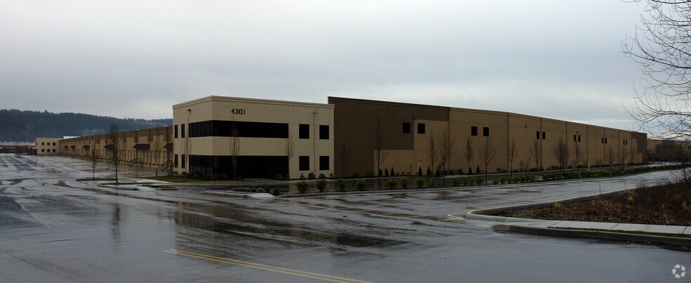4301 W Valley Hwy E, Sumner, WA à louer - Photo du bâtiment - Image 2 de 5
