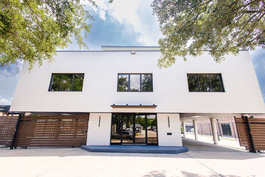 8225 Westglen Dr, Houston, TX à vendre - Photo principale - Image 2 de 56