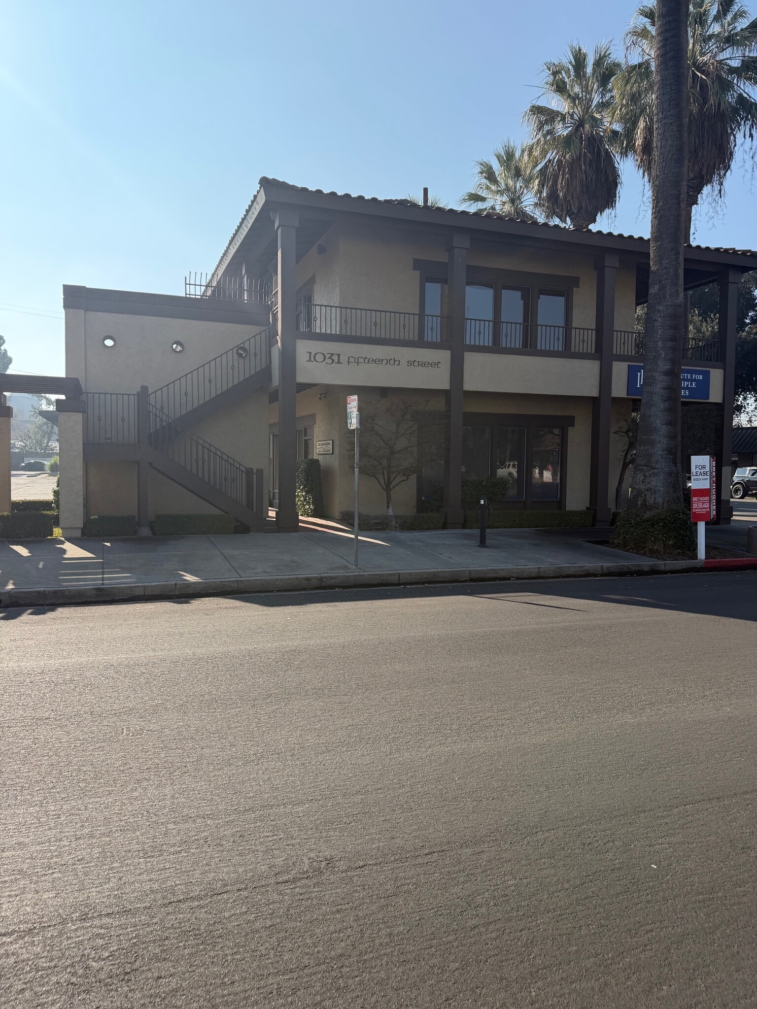 1031 15th St, Modesto, CA for lease Primary Photo- Image 1 of 13