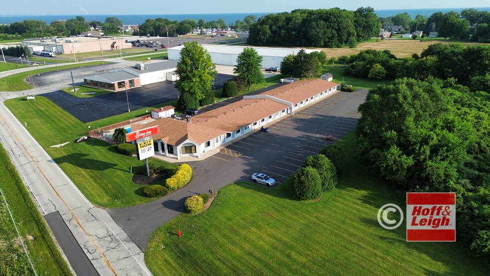 2149 E Gill Rd, Port Clinton, OH à vendre - Photo du bâtiment - Image 2 de 10