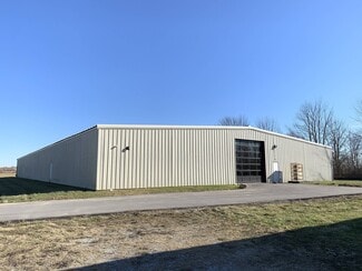 Plus de détails pour 137 S Trade Center Way, Cumberland, IN - Industriel à vendre
