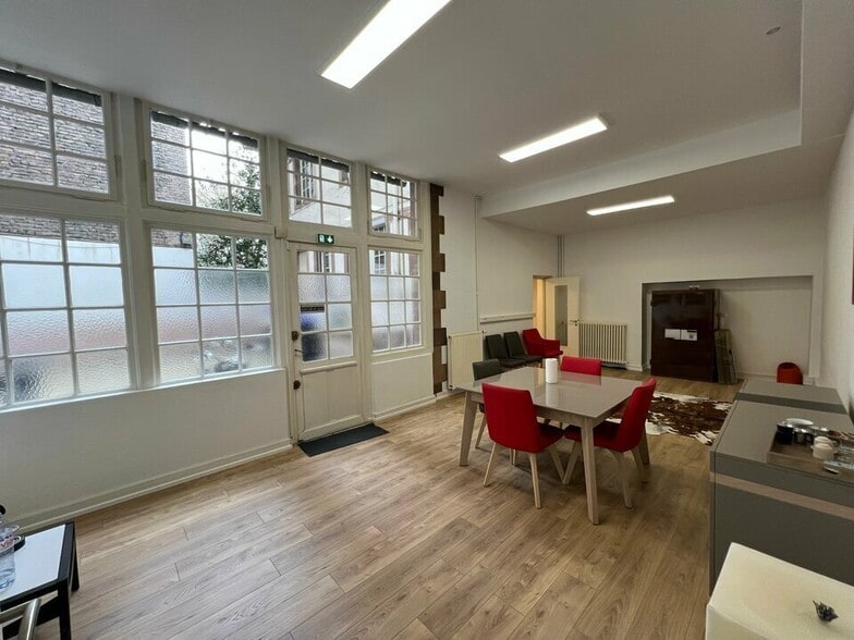 51 Avenue Des Vosges, Strasbourg for sale - Building Photo - Image 3 of 12