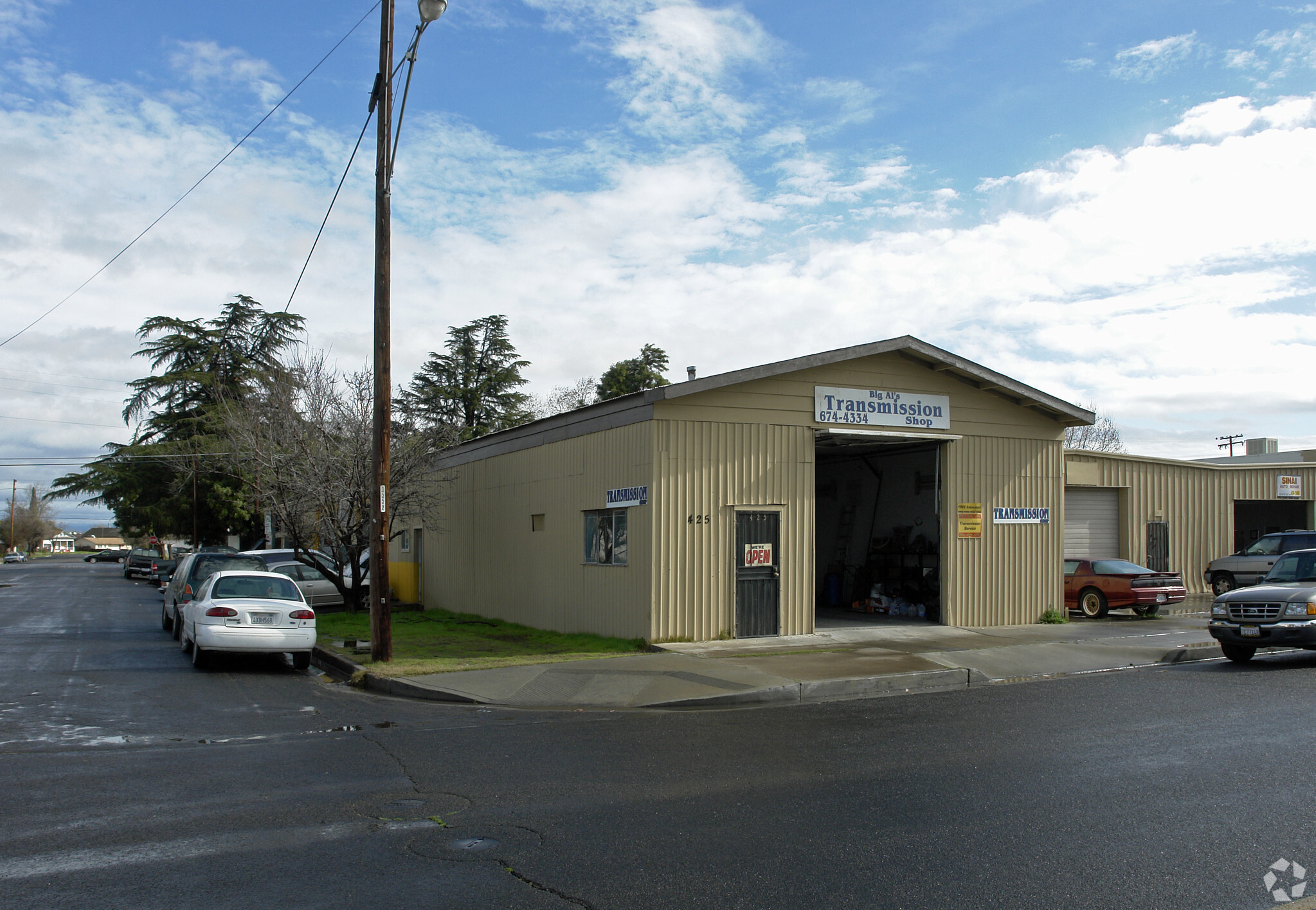 421-425 N E St, Madera, CA for sale Primary Photo- Image 1 of 12