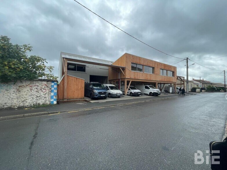 Flex in Bègles for lease - Building Photo - Image 2 of 19