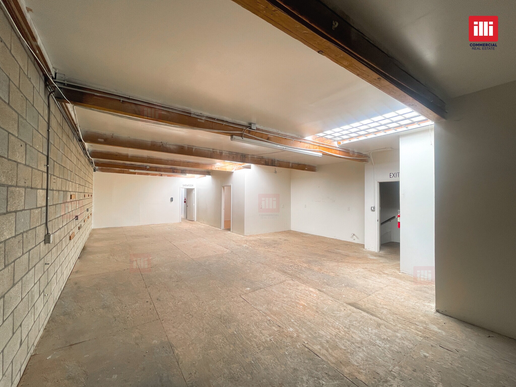 13916 Ramona Blvd, Baldwin Park, CA à louer Photo intérieure- Image 1 de 3