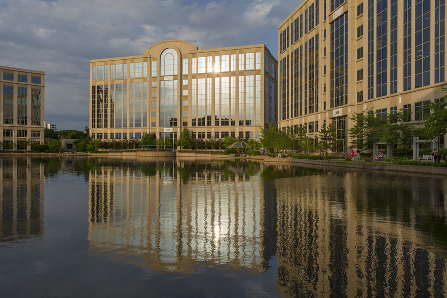 7650 Edinborough Way, Edina, MN for sale - Building Photo - Image 1 of 1