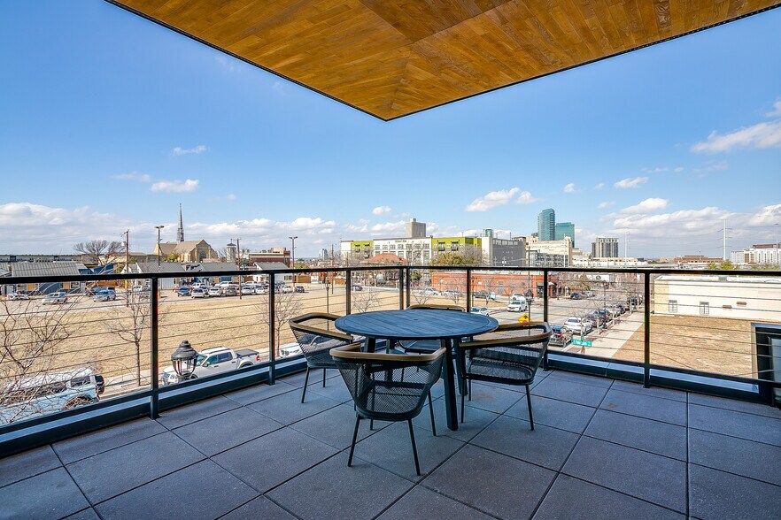 451 S Main St, Fort Worth, TX à louer - Photo du bâtiment - Image 3 de 7