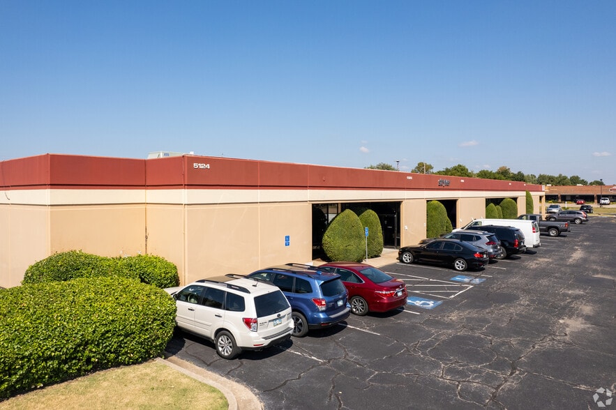 5110-5124 S 95th Ave, Tulsa, OK for lease - Building Photo - Image 2 of 6