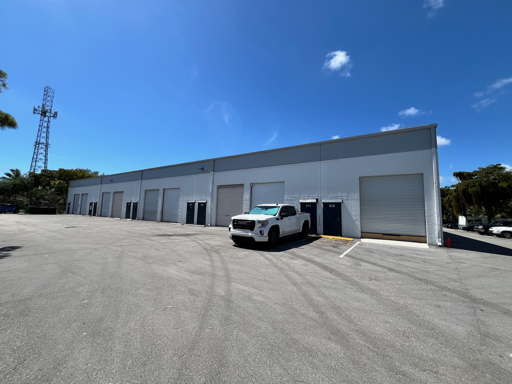 1533-1717 SW 1st Way, Deerfield Beach, FL à louer Photo du bâtiment- Image 1 de 2