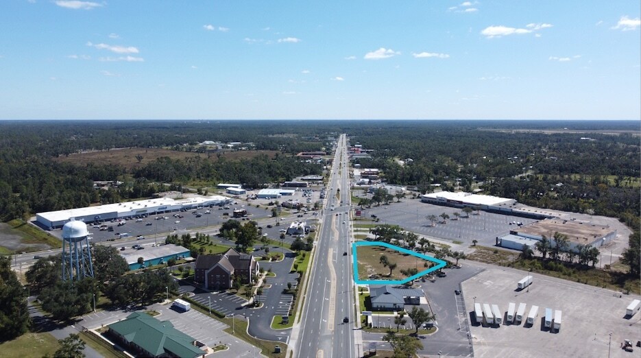 2050 Byron Butler Parkway, Perry, FL à vendre - Photo du bâtiment - Image 3 de 4