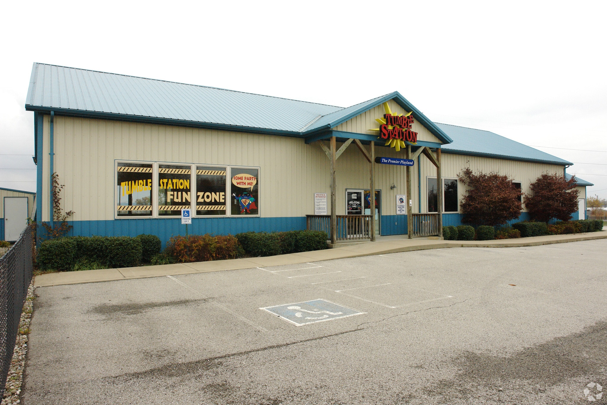 4601 Hamburg Pike, Jeffersonville, IN for lease Building Photo- Image 1 of 8