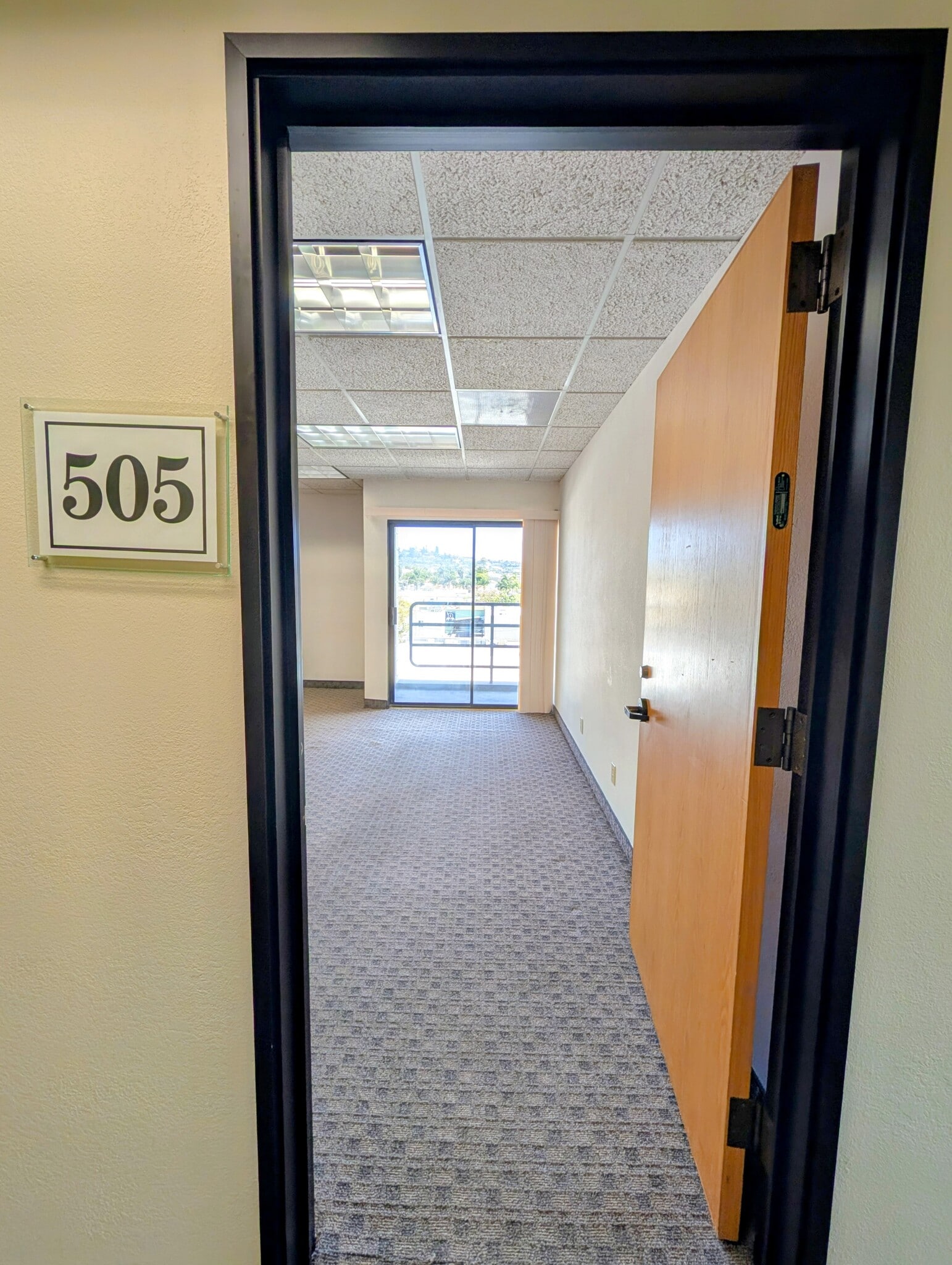 7590 Fay Ave, La Jolla, CA for lease Interior Photo- Image 1 of 6